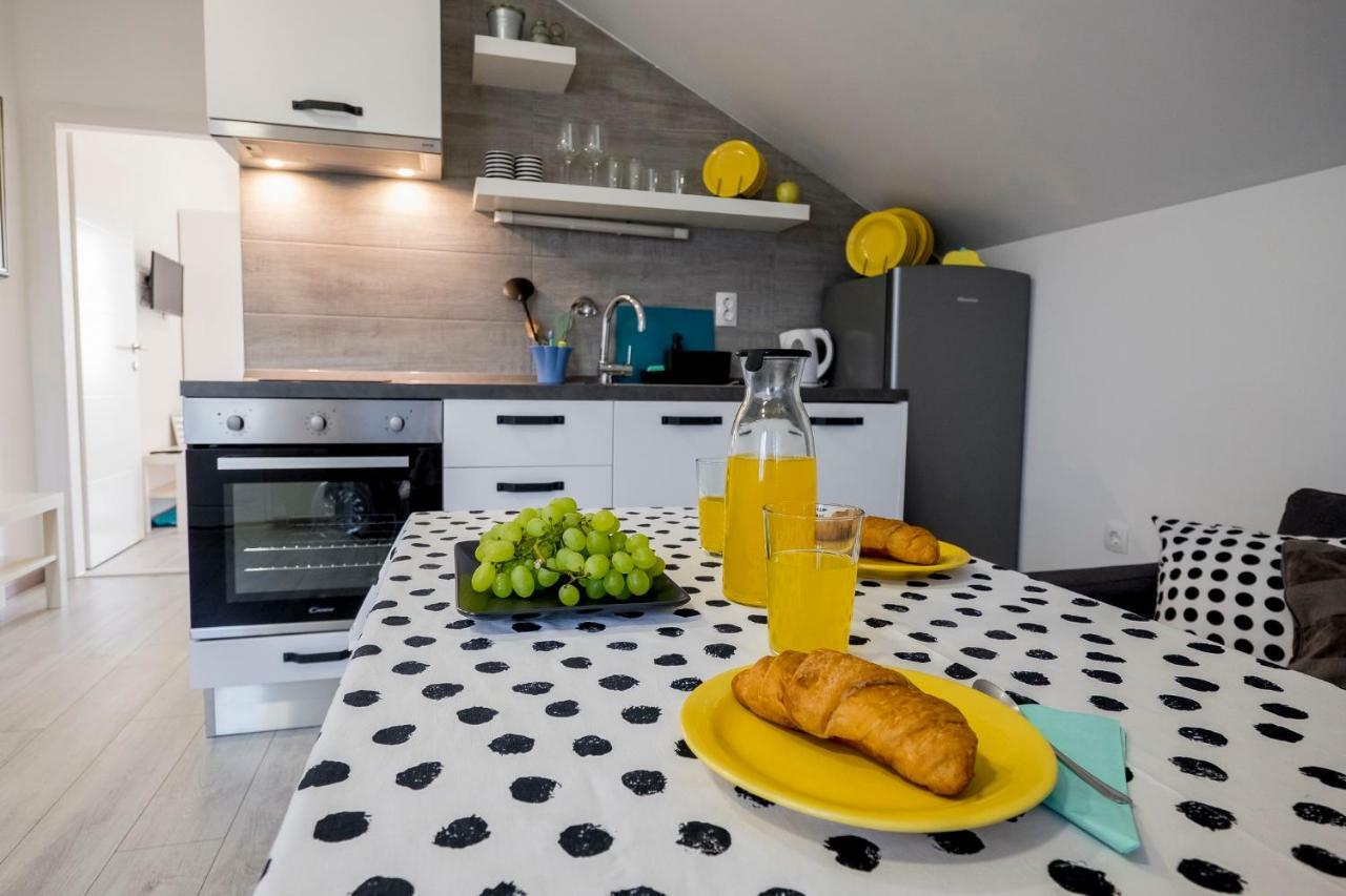Apartamento Le Petit Čilipi Exterior foto